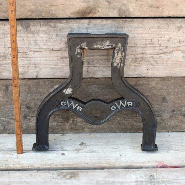 Bench End Frame GWR (COVENT DESIGN) Cast Antique Iron 400mm
