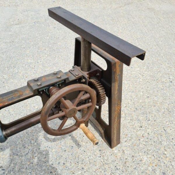 Alternative view of Table Underframe STONELEIGH Single Wheel Cast Iron 711mm