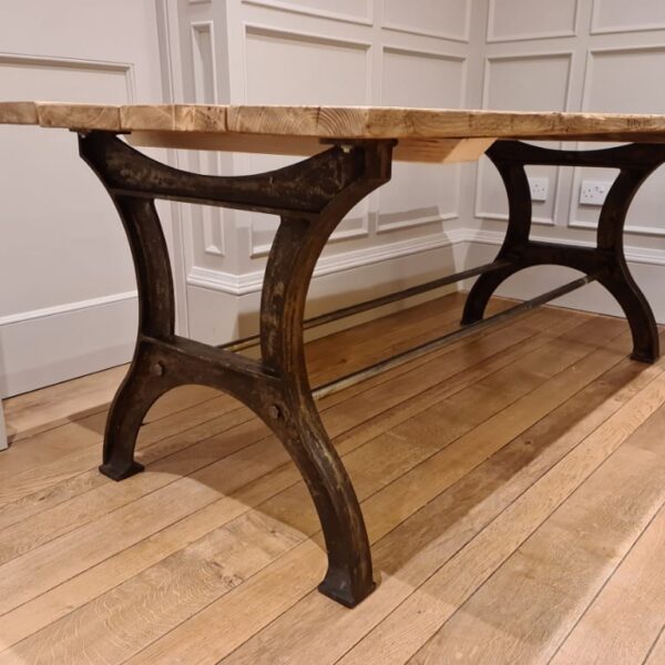 Dining Table End Frame ANLABY (2 rods) Curved Cast Iron 710mm x 700mm