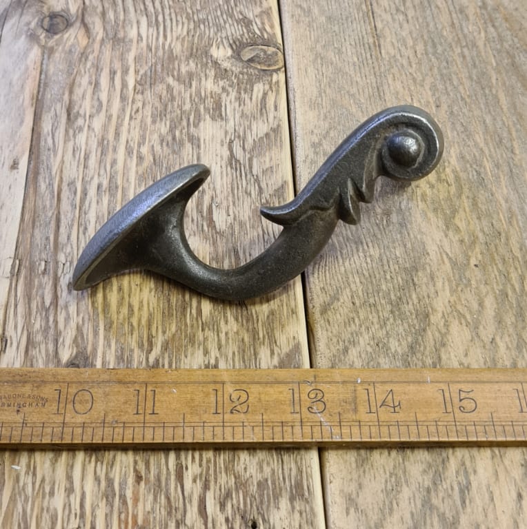 Lever Door Handle Round Rose CARNABY Cast Antique Iron 140mm - Image 2