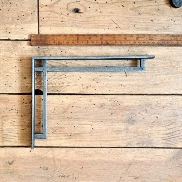 Shelf Bracket ART DECO MORRIS Cast Antique Iron 190mm x 250mm