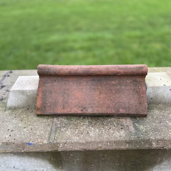 Weathered Terracotta Roll Top Ridge Tile