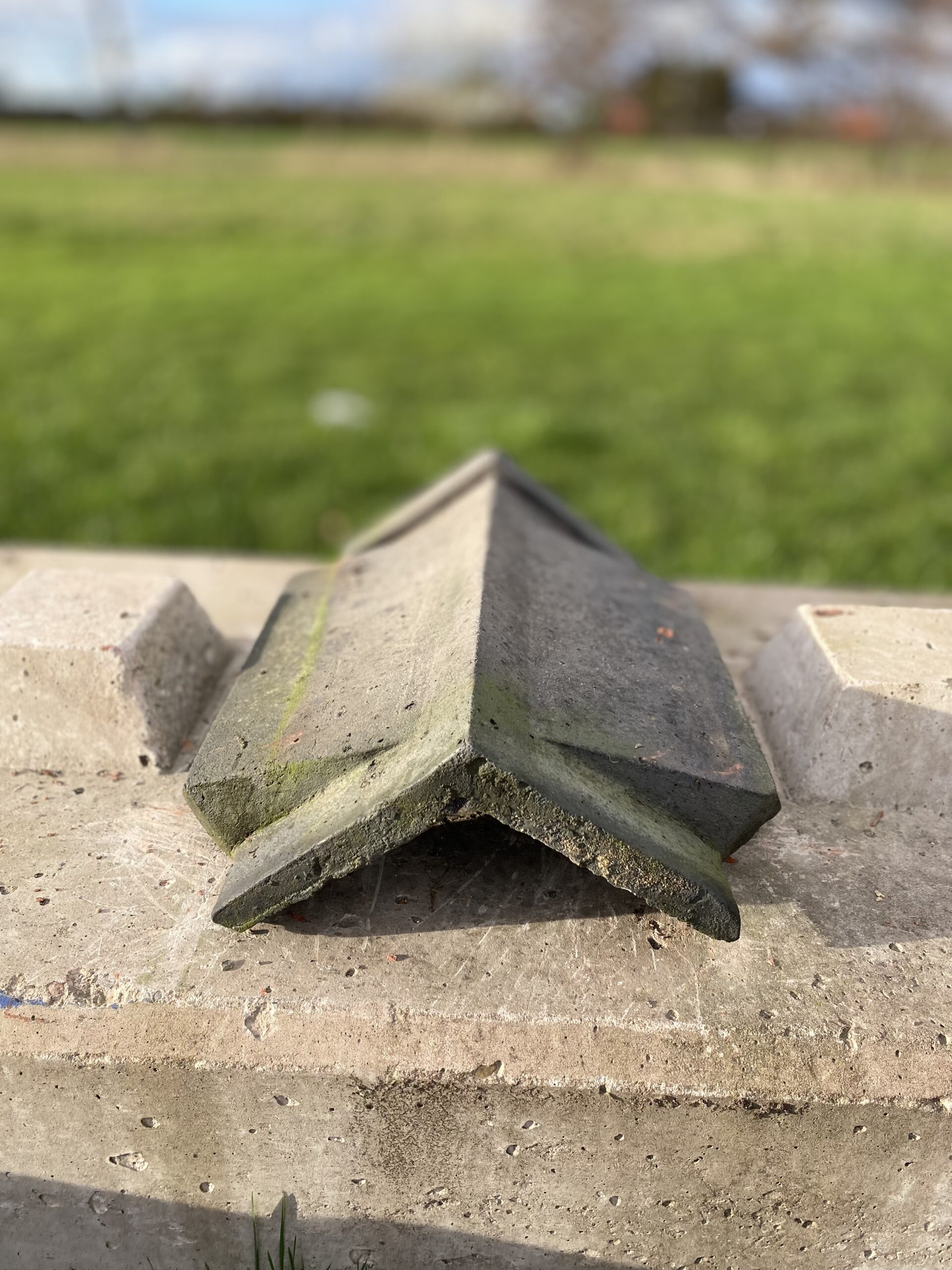 Reclaimed Black Clay Angle Cap Vent Ridge Tile 480-280 - Image 3