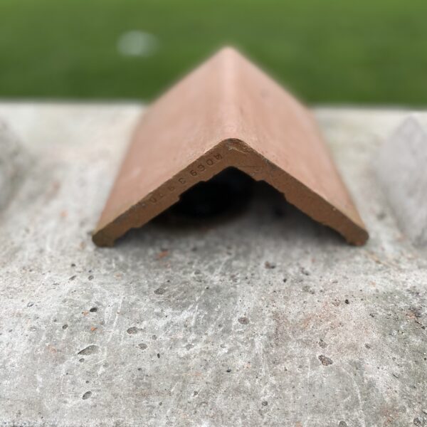 Reclaimed Red Clay Angle Ridge Tile | Terracotta
