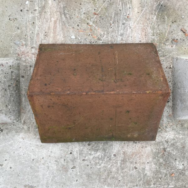Reclaimed Red Clay Angle Ridge Tile | Terracotta
