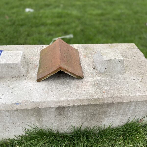Reclaimed Red Clay Angle Ridge Tile | Terracotta