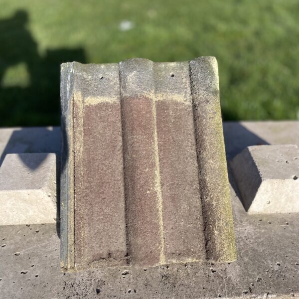 Reclaimed Redland 50 Brown Concrete Roof Tiles
