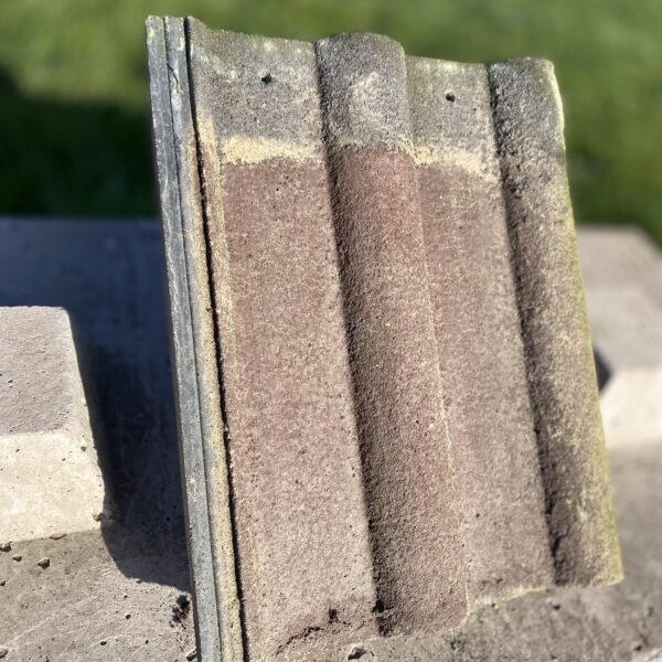 Reclaimed Redland 50 Brown Concrete Roof Tiles