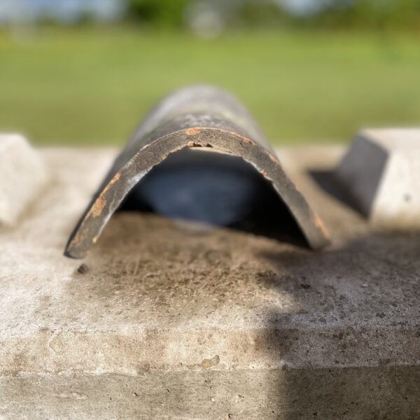 Reclaimed Clay Hogs Back Ridge Tile