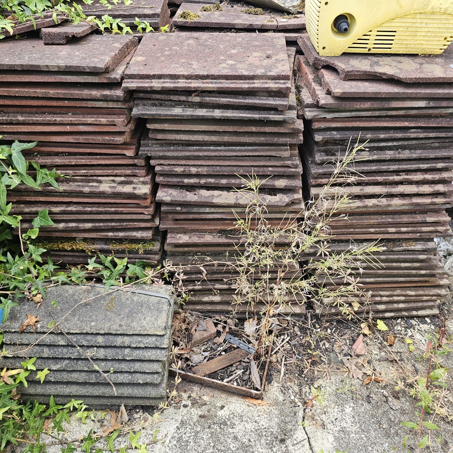 Roof tiles